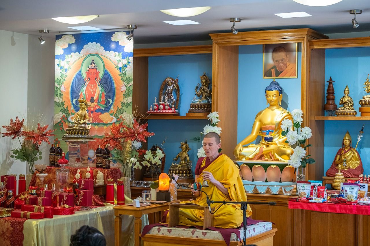 Amitayus retreats around the world - Kadampa Buddhism