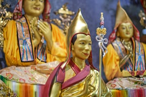 5star Venerable Geshe-la statue ginaw