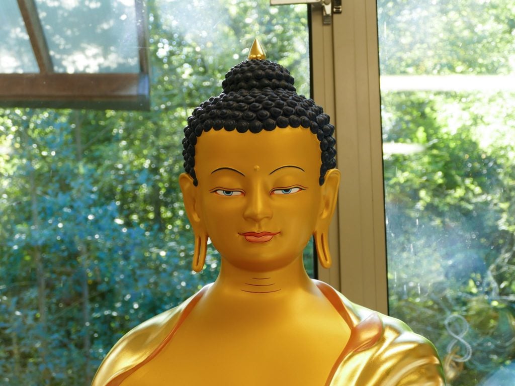 Buddha Shakyamuni Statue