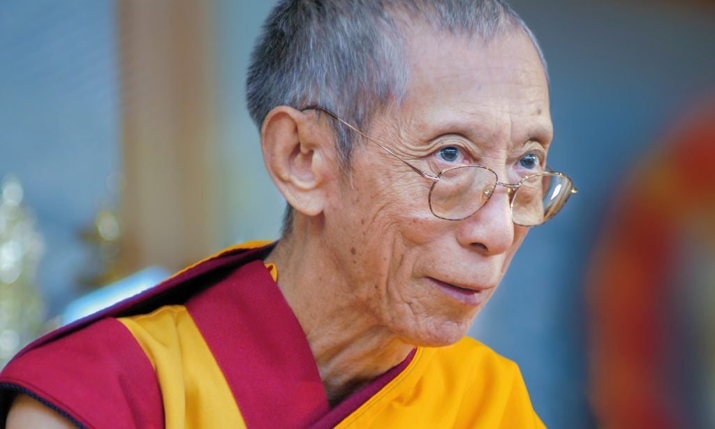 Geshe-la 2004-05-30 MKMC Spring Roger Hyde -crop
